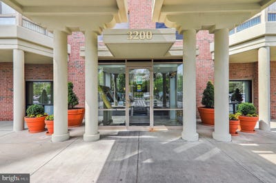 /international/us/3200-n-leisure-world-boulevard-silver-spring-md-110108550040/