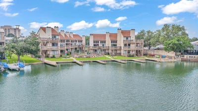 /international/us/509-short-circuit-horseshoe-bay-tx-110092452180/