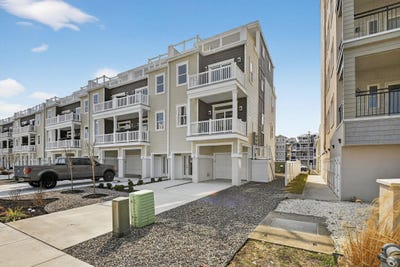 /international/us/418-420-e-farragut-road-wildwood-crest-nj-110101979592/