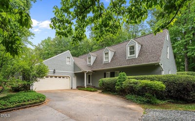 /international/us/106-forestview-drive-elon-nc-110108190989/