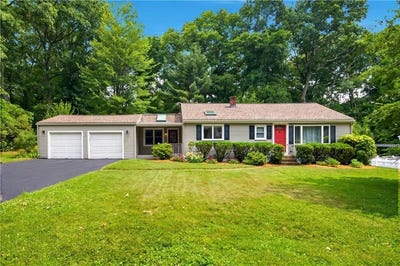 /international/us/23-alton-avenue-cumberland-ri-110109082920/