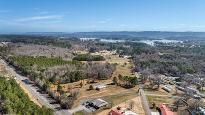 /international/us/131-anderson-street-e-scottsboro-al-110097851139/
