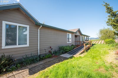/international/us/19583-nw-adcock-rd-yamhill-or-110099976721/