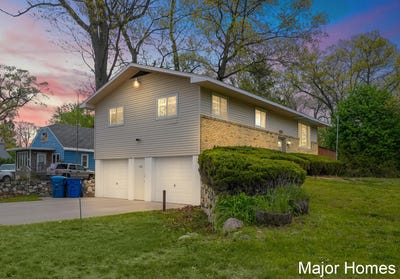 /international/us/1388-east-street-muskegon-mi-110108281050/
