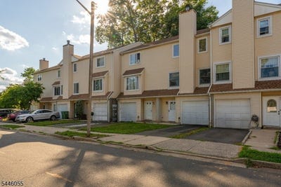 /international/us/668-jackson-ave-roselle-boro-nj-110119392250/