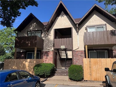 /international/us/6220-robinson-street-overland-park-ks-110108189375/