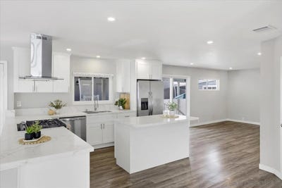/international/us/7023-san-bartolo-street-carlsbad-ca-110109217838/