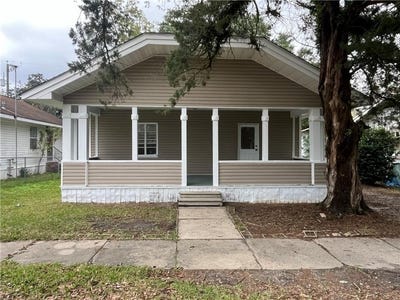 /international/us/3-southern-street-chickasaw-al-110106920154/