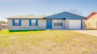 /international/us/406-pine-kenedy-tx-110105979219/