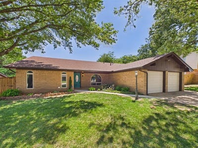 /international/us/2332-lindenwood-lane-norman-ok-110108169092/