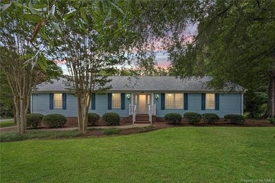 /international/us/7489-corr-street-gloucester-va-110101127736/