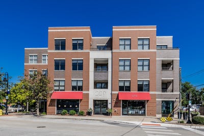 /international/us/229-park-avenue-clarendon-hills-il-110101518962/