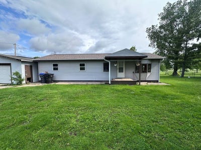 /international/us/w9958-state-rd-76-bear-creek-wi-110097707913/