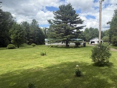 /international/us/535-cooper-hill-road-hyde-park-vt-110103422044/