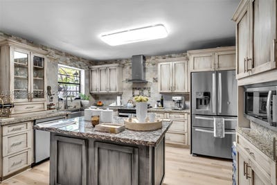/international/us/8106-sw-23rd-st-north-lauderdale-fl-110107015168/
