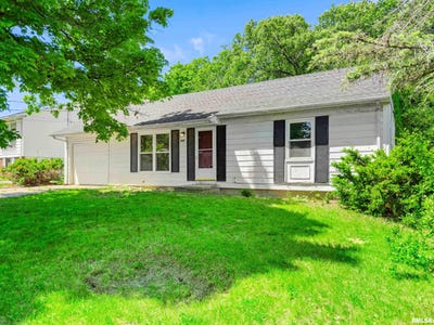 /international/us/339-maria-street-east-peoria-il-110108177330/