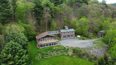 /international/us/303-n-hollow-rd-coudersport-pa-110107478752/