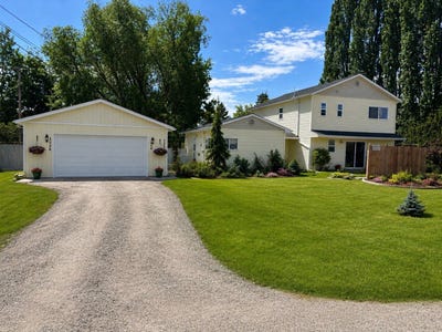 /international/us/3036-n-bernard-court-kalispell-mt-110108964713/