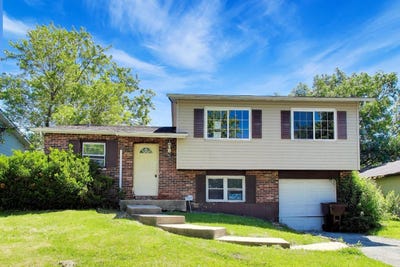 /international/us/17781-harvard-lane-country-club-hills-il-110108654239/