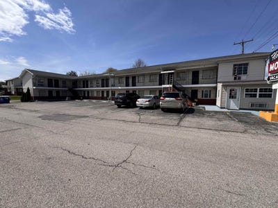 /international/us/901-poplar-street-kenova-wv-110107283067/