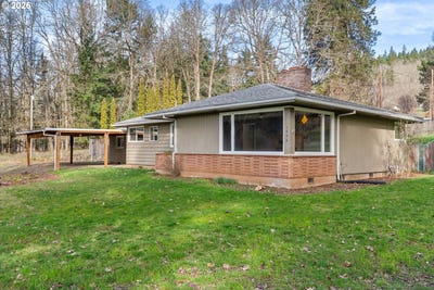 /international/us/1444-n-main-ave-whitesalmon-wa-110106354540/