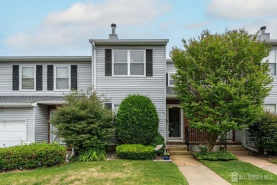 /international/us/97-brookview-circle-jamesburg-nj-110108607872/
