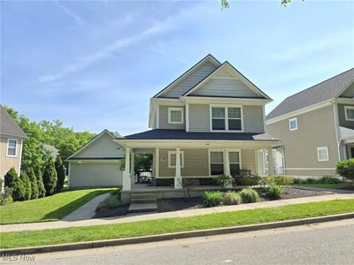/international/us/180-elizabeth-parkway-akron-oh-110099606958/