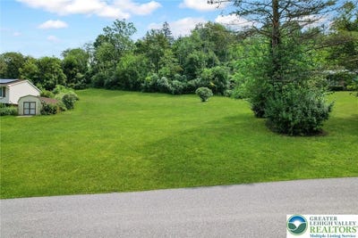 /international/us/6917-jay-street-slatington-pa-110101210569/
