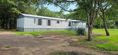 /international/us/389-county-road-2850-honey-grove-tx-110100133110/