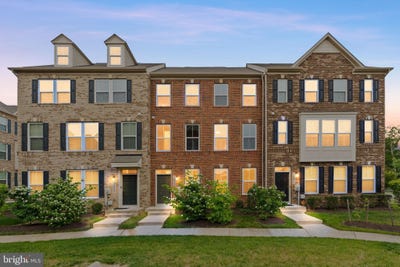 /international/us/10969-bartholomew-alley-waldorf-md-110108364386/