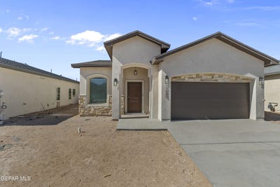 /international/us/100-monticello-street-santa-teresa-nm-110108471480/