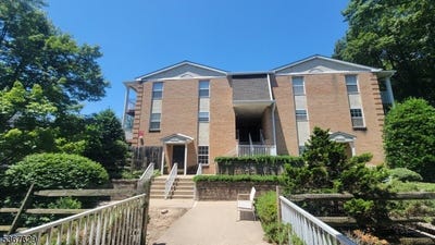 /international/us/231-vista-dr-hanover-twp-nj-110100509498/