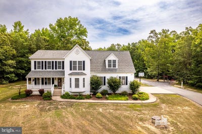 /international/us/11483-pleasant-drive-king-george-va-110108907247/