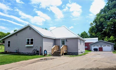 /international/us/321-3rd-avenue-ne-eagle-bend-mn-110108797454/