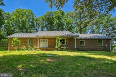 /international/us/321-willow-oak-lane-bumpass-va-110108124502/
