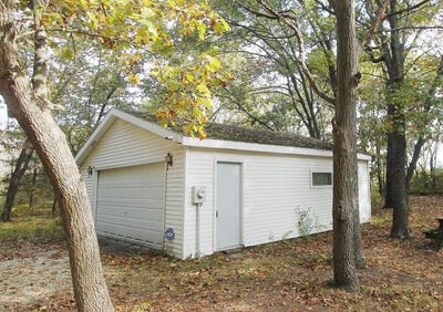 /international/us/n5830-oak-tree-acres-princeton-wi-110101685461/