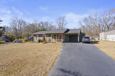 /international/us/116-goldenrod-lane-moore-sc-110104902452/