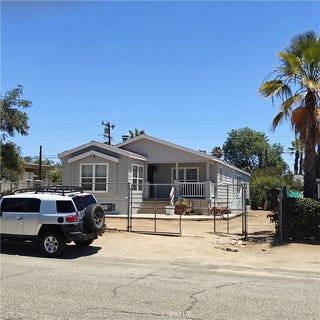 /international/us/22956-la-more-perris-ca-110108490189/