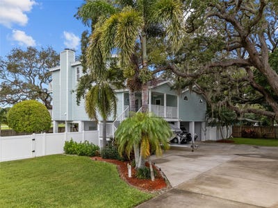 /international/us/405-charleston-avenue-crystal-beach-fl-110101254259/