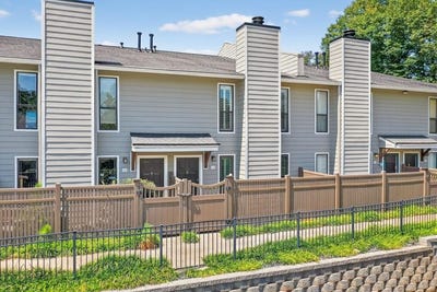 /international/us/110-park-ridge-circle-marietta-ga-110105979035/