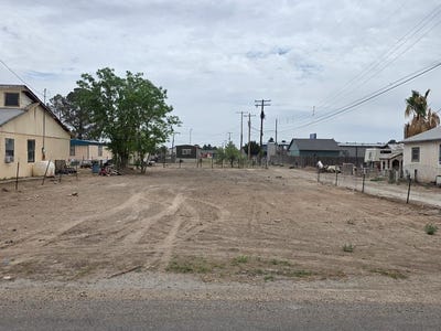 /international/us/1014-e-2nd-st-pecos-tx-110107784508/