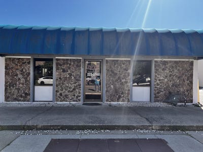 /international/us/855-industrial-street-redding-ca-110106216945/
