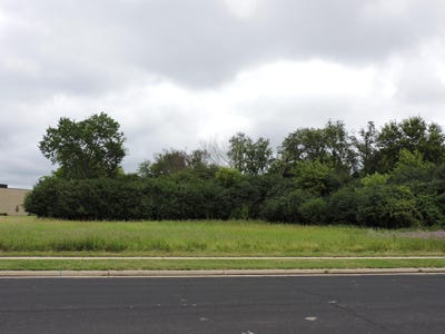 /international/us/1650-montclair-pl-fort-atkinson-wi-110100867072/?lang=en