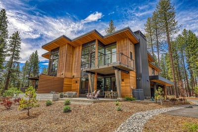 /international/us/10097-jakes-way-truckee-ca-110119737451/