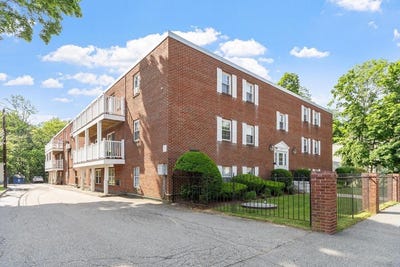 /international/us/276-albion-street-wakefield-ma-110108717813/