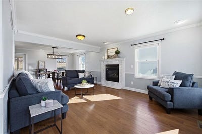 /international/us/602-plum-street-solon-ia-110107937124/
