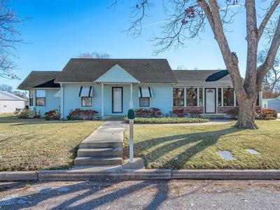 /international/us/201-s-beech-street-winnsboro-tx-110096056858/