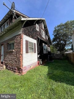 /international/us/2222-otis-st-ne-washington-dc-110102323242/