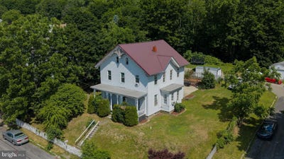 /international/us/1107-arch-street-ashland-pa-110109144032/