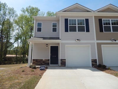 /international/us/610-oakmont-valley-trail-seneca-sc-110107798529/